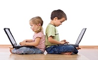 Tinkamai naudojami kompiuteriai, lavina ir ugdo vaikus