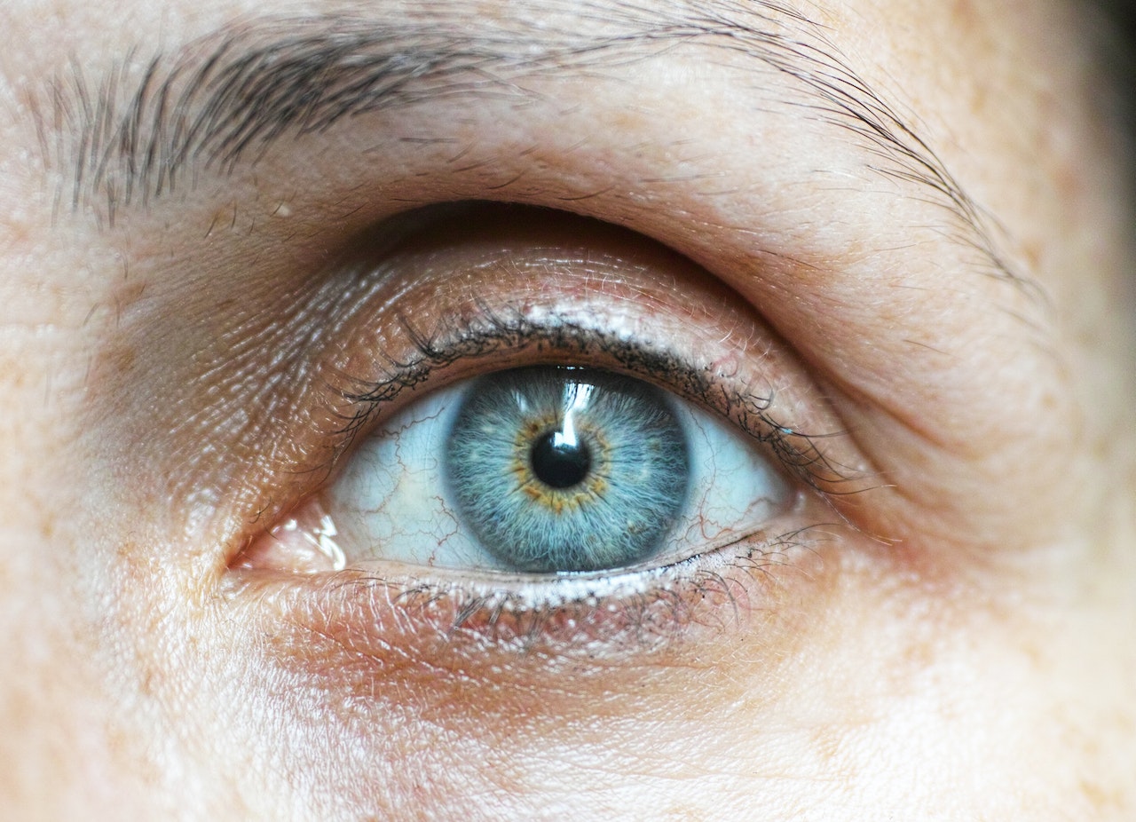 Koks yra ilgalaikis negydomų sausų akių poveikis?